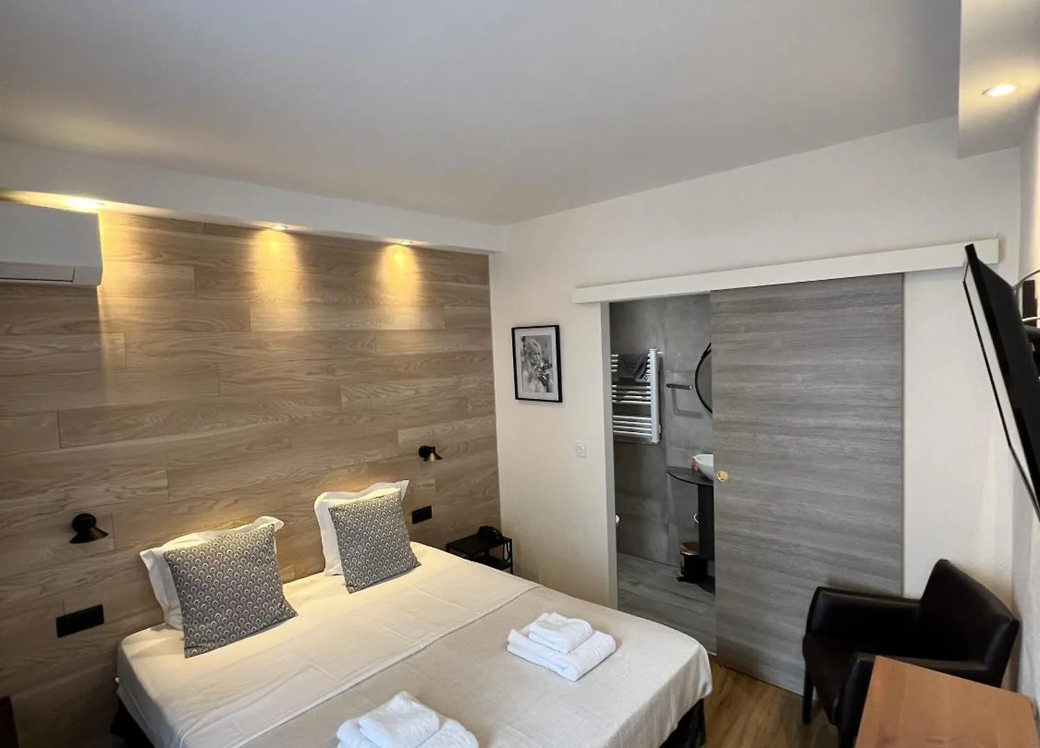 Au Bec Fin Hôtel Aix-les-Bains France