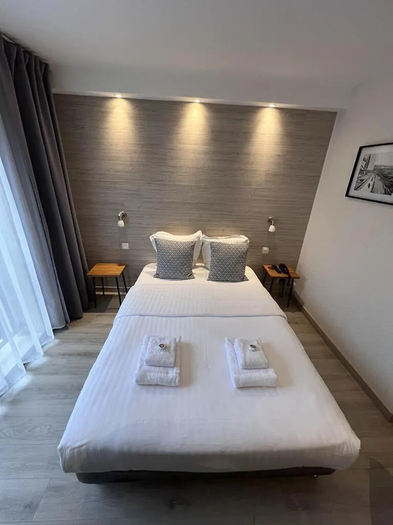 Au Bec Fin Hôtel Aix-les-Bains 2*,